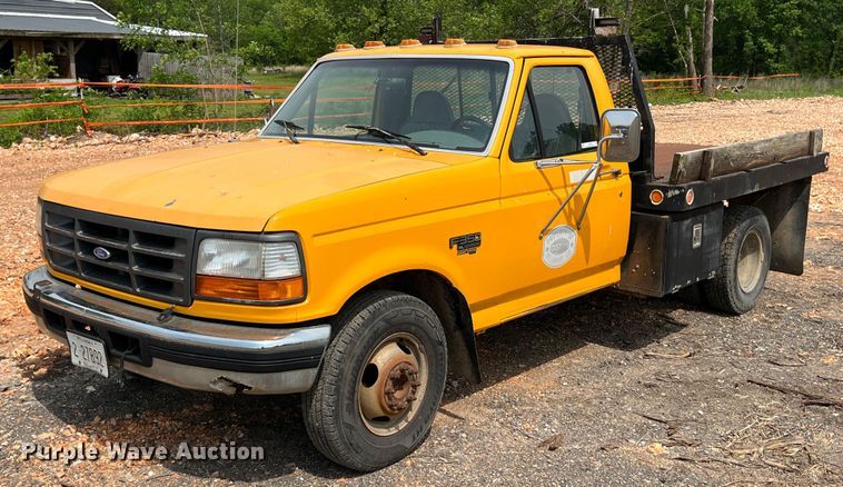 1995 Ford F-350 DRW PowerStroke 7.3L Dump Bed